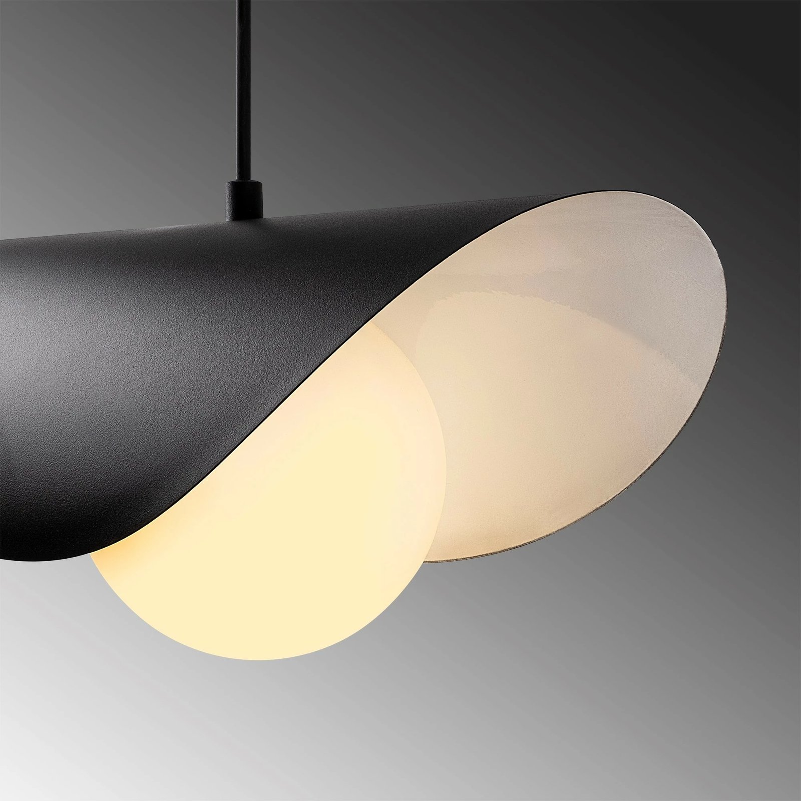 Llambë tavani Opviq, Camel 6, industriale, e zezë dhe e bardhë Llambë tavani Opviq, Camel 6, industriale, e zezë dhe e bardhë