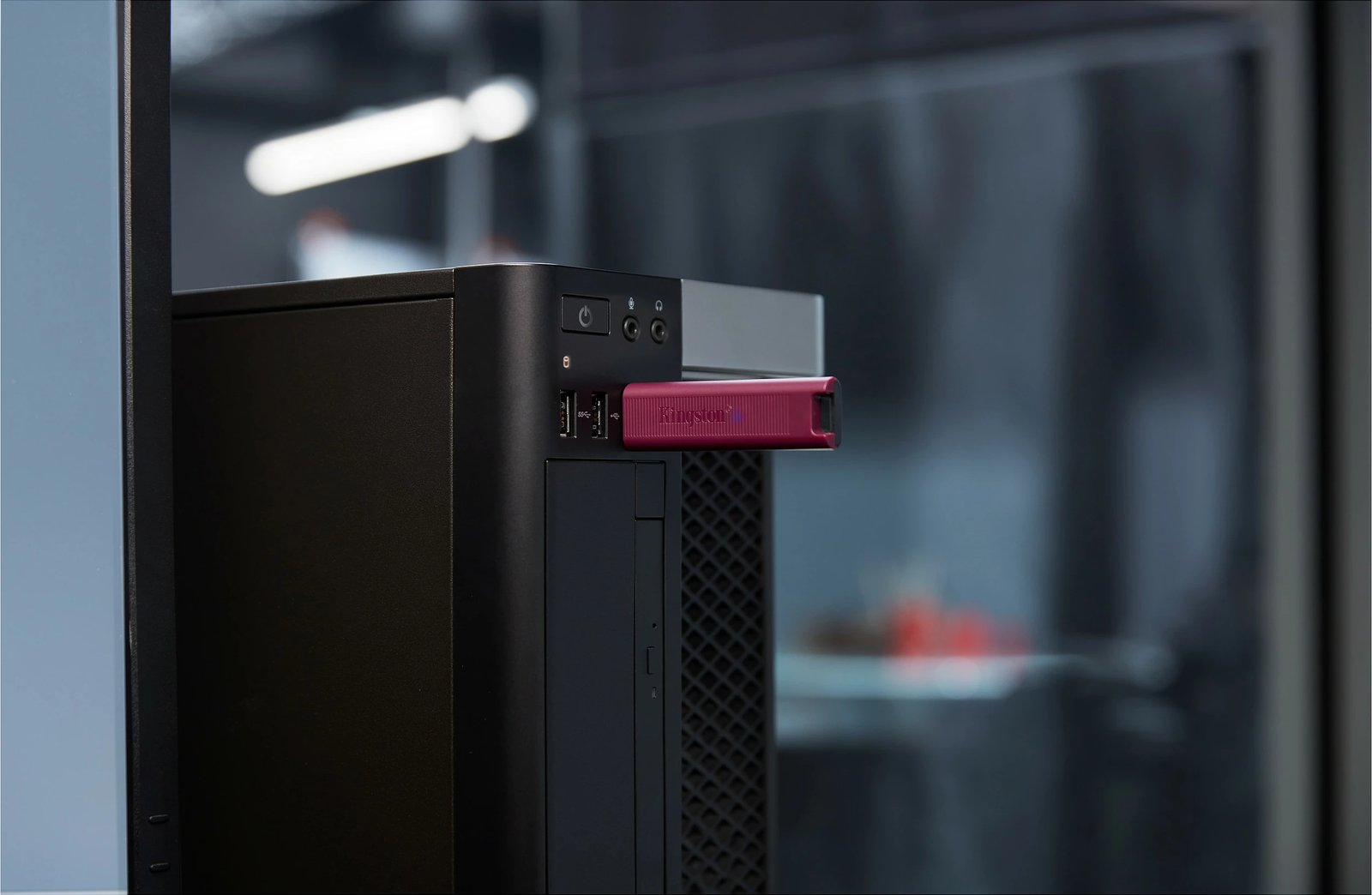 USB Kingston DataTraveler Max 1TB, USB 3.2 Gen 2, e kuqe