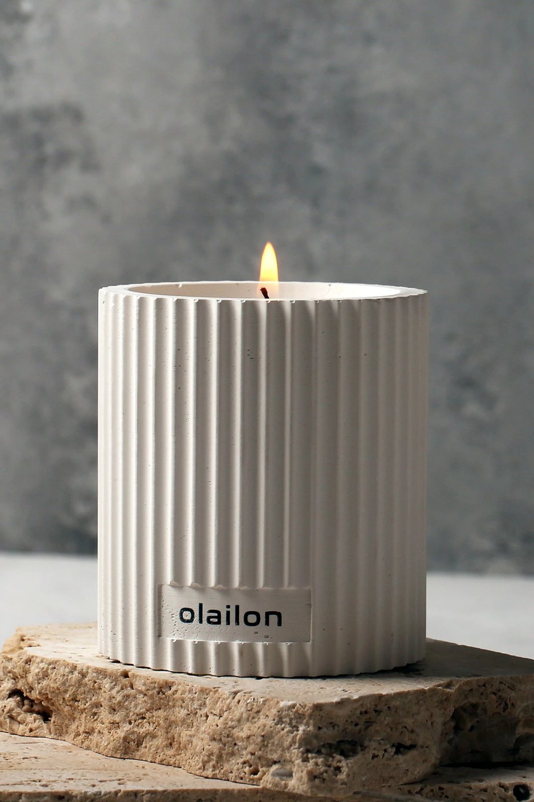 Qiri dekorativ prej betoni, aromë vanilje dhe trëndafili, i bardhë, Damla v2