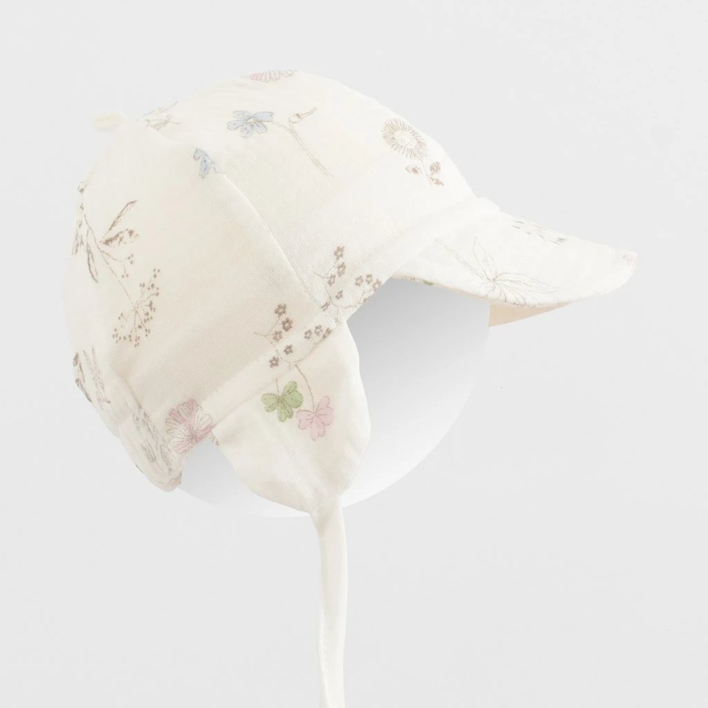 Kapelë verore muslin për bebe me vizor dhe lidhëse, New Baby, Zoe, 100% pambuk, madhësia 80/86, e bardhë