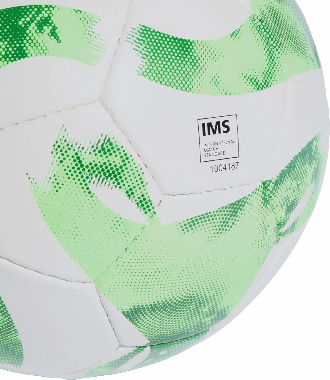 Top futbolli adidas, bardh e gjelbër