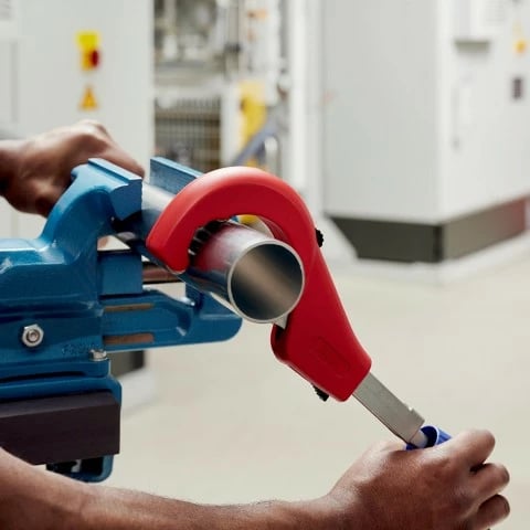 Prerëse tubash Knipex 90 31 03 BK, për bakër, bronz, çelik, 260mm, blu/kuqe