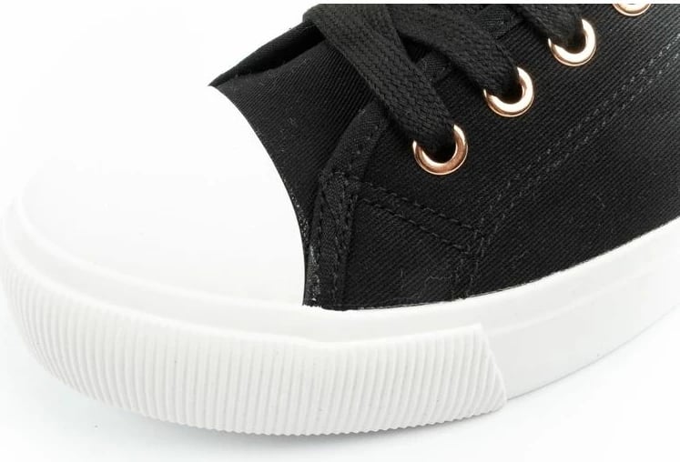 Atlete për femra Lee Cooper, të zeza