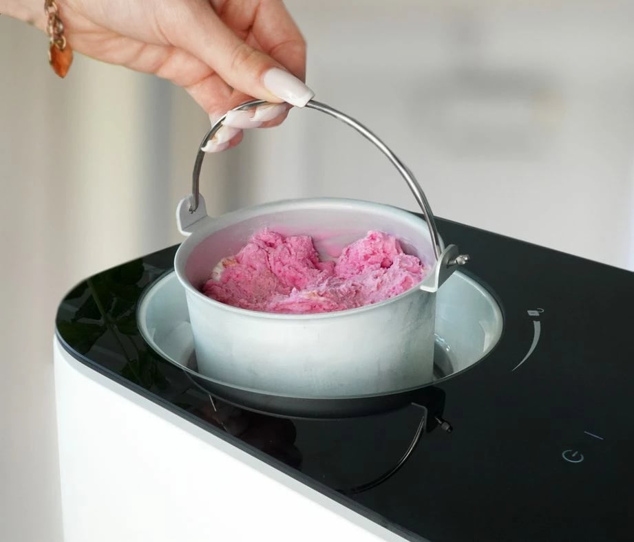 Makinë Për Përgaditjen E Akullores BLAUPUNKT ICM401