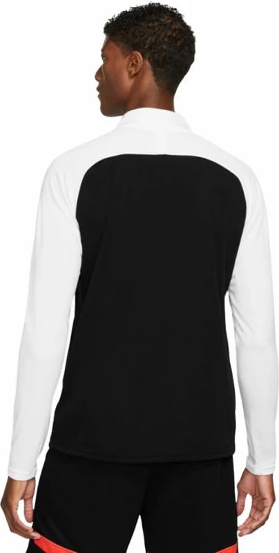 Duks për meshkuj Nike, i bardhë dhe i zi Duks për meshkuj Nike, i bardhë dhe i zi