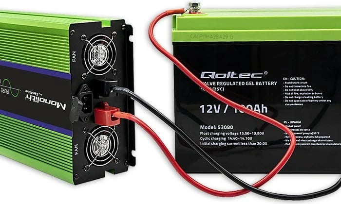 Konvertues voltazhi Qoltec Monolith 51943, 2000W/4000W, 12V në 230V, Pure Sinus, LCD, Jeshile