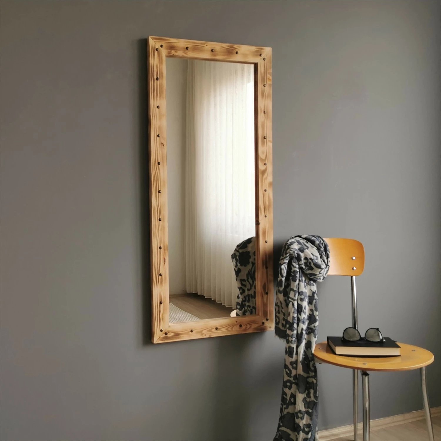 Pasqyrë prej druri, ngjyrë arre, Hanah Home, Z50110ES, 50x110cm