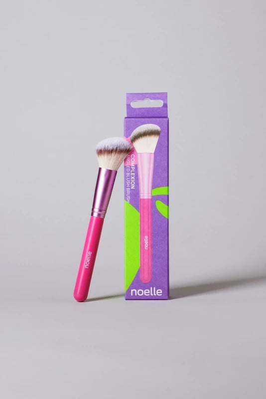 Noelle Makeup brush 04 CONTOUR