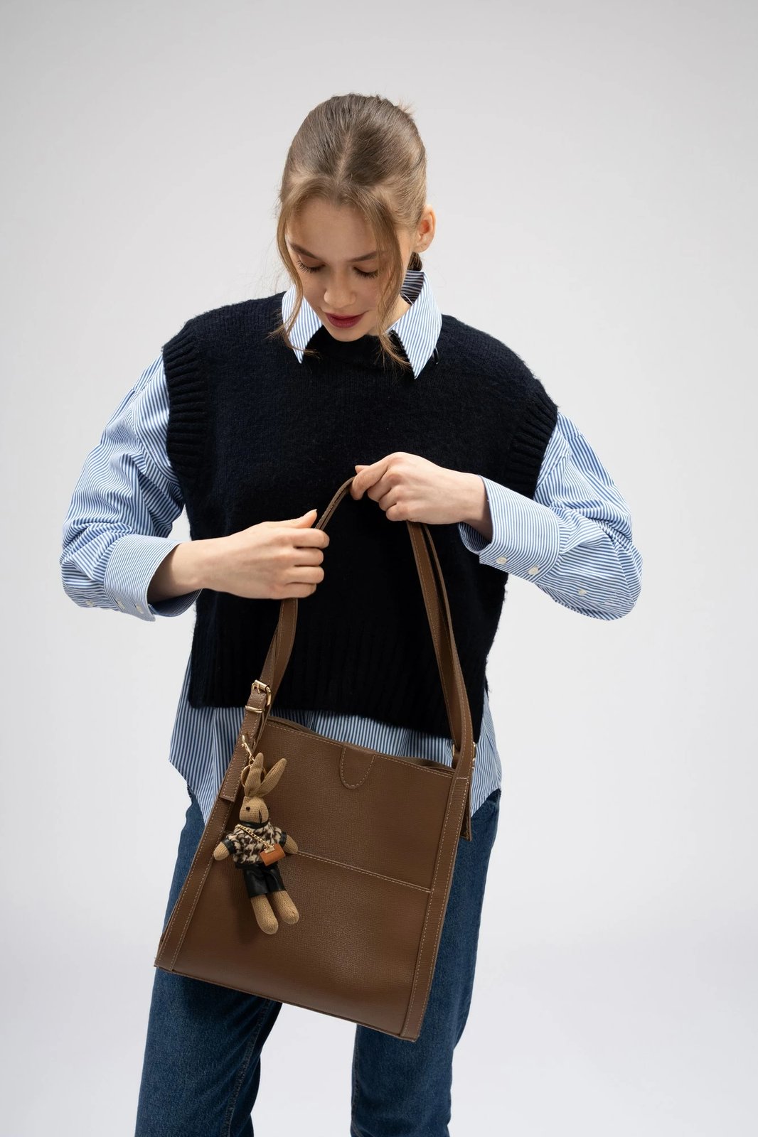 Çantë tote Lucky Bees, ngjyrë mink, 352