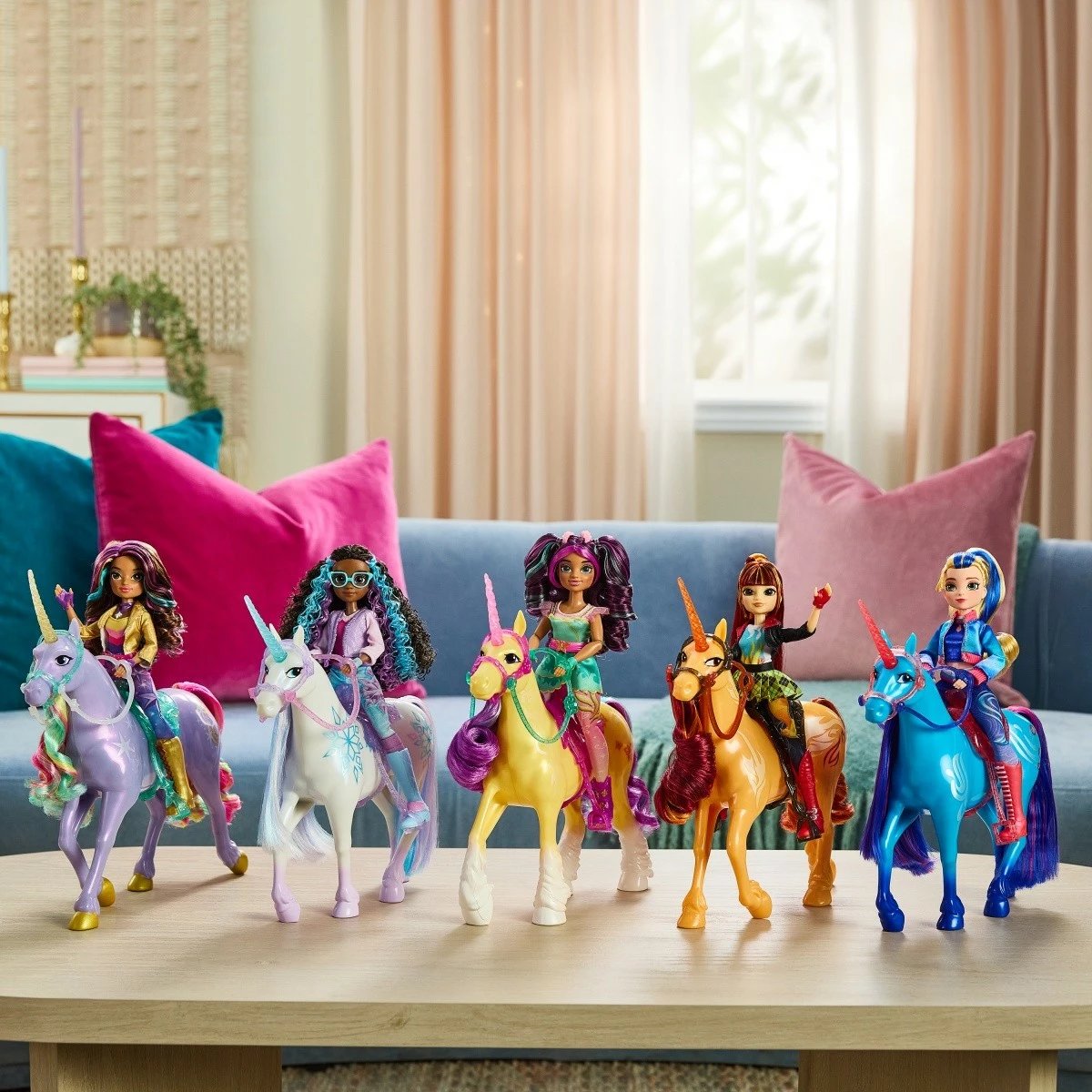 Kukull lodër Spin Master Unicorn Academy Fashion Ava, 24 cm, për vajza