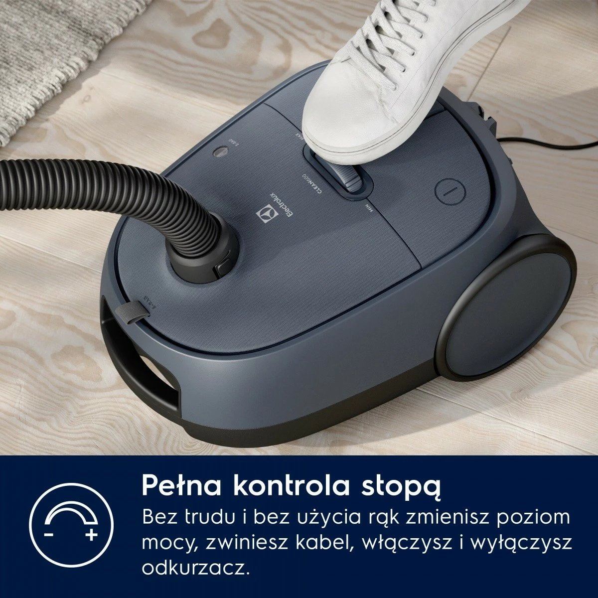 Fshesë me korent me qese, Electrolux EB61C4DB, 850 W, kapacitet 3.5 L, filtër HEPA Hygiene 12, kabllo 9 m, gamë 12 m, blu navy