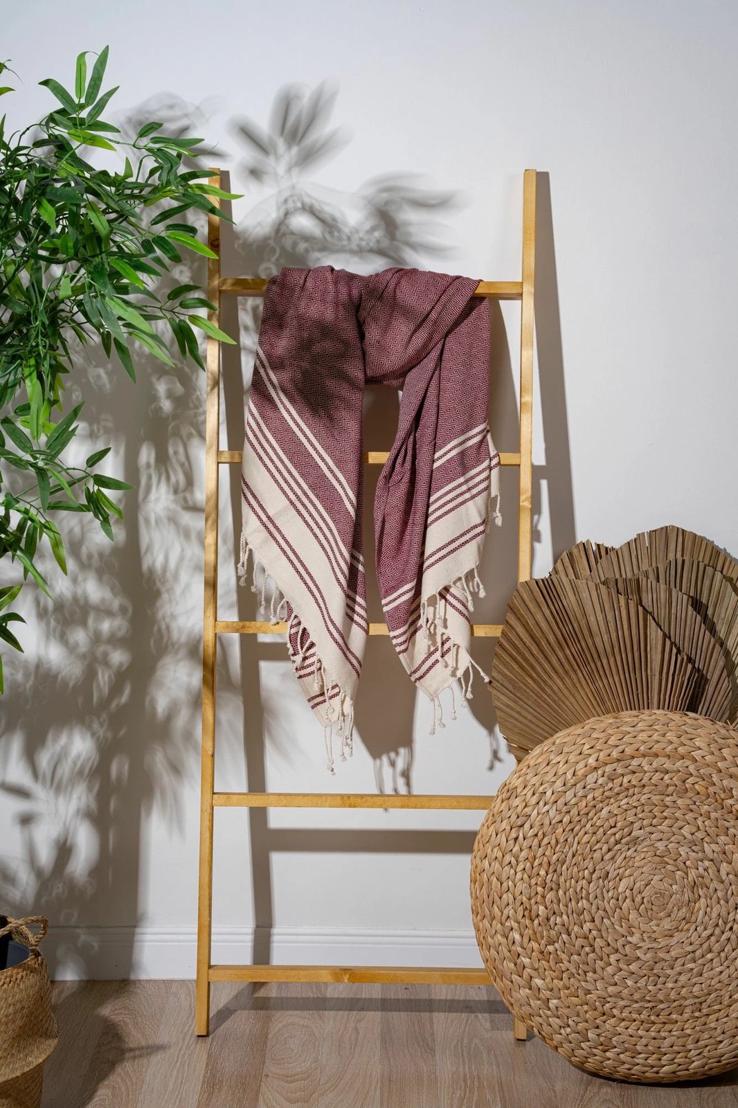 Peshqir plazhi Fouta, ngjyrë e kuqe Claret, Mijölnir, New Diamond, 90x170cm