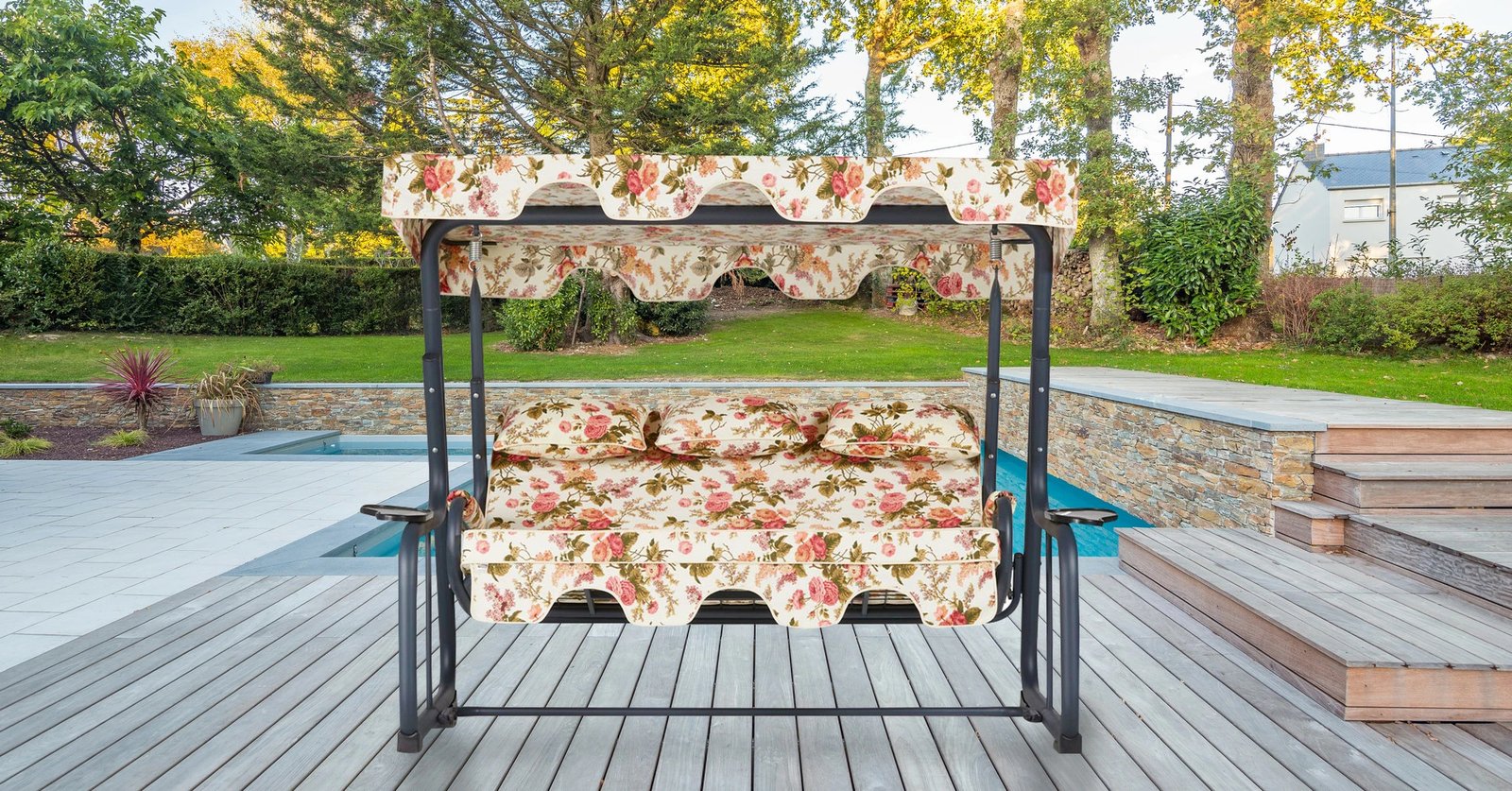 Karrige lëkundëse treshe për kopsht, Vitis 4, shumëngjyrëshe