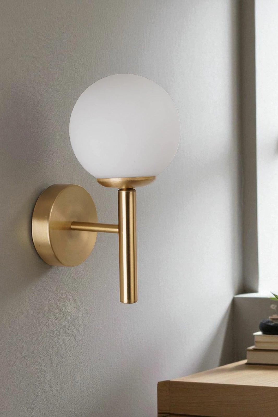 Llambë muri Opviq, 8976-1A, e bardhë dhe ari