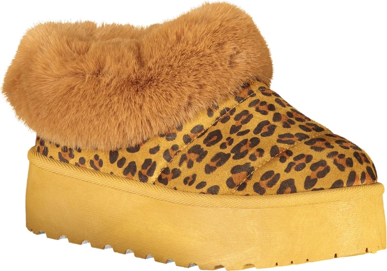 Atlete femra LAURA BIAGIOTTI, kafe