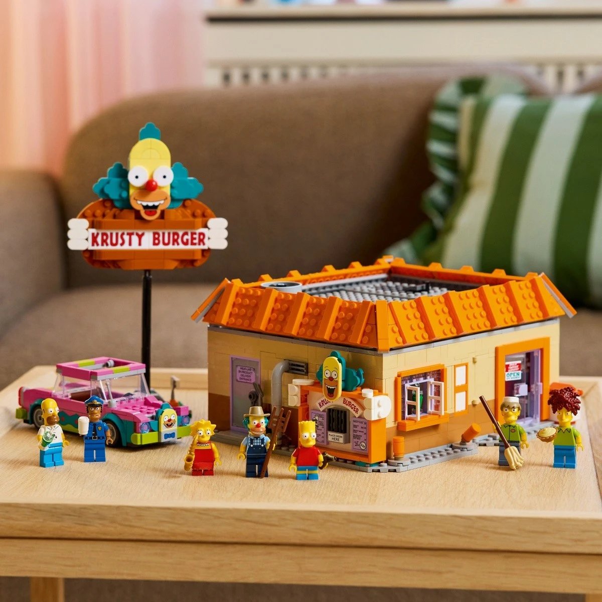 Set ndërtimi LEGO Icons The Simpsons Krusty Burger 10352, 1635 pjesë, për të rritur