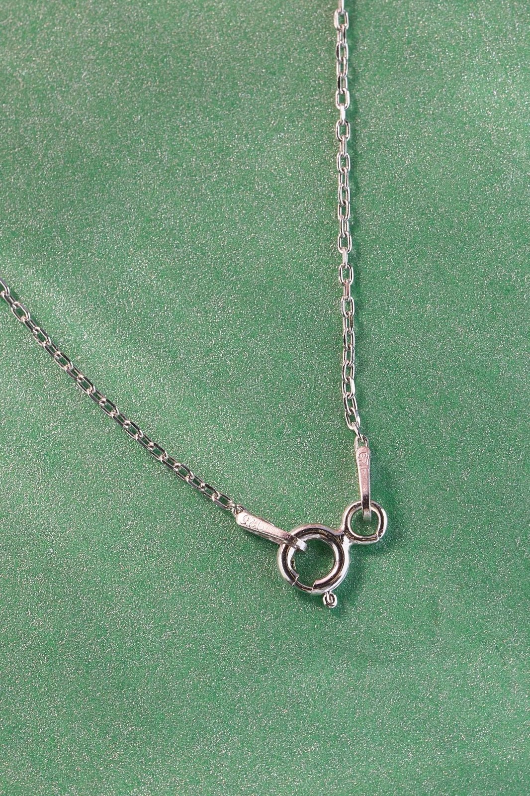 Varëse argjendi, Jumeon, 10635ROD