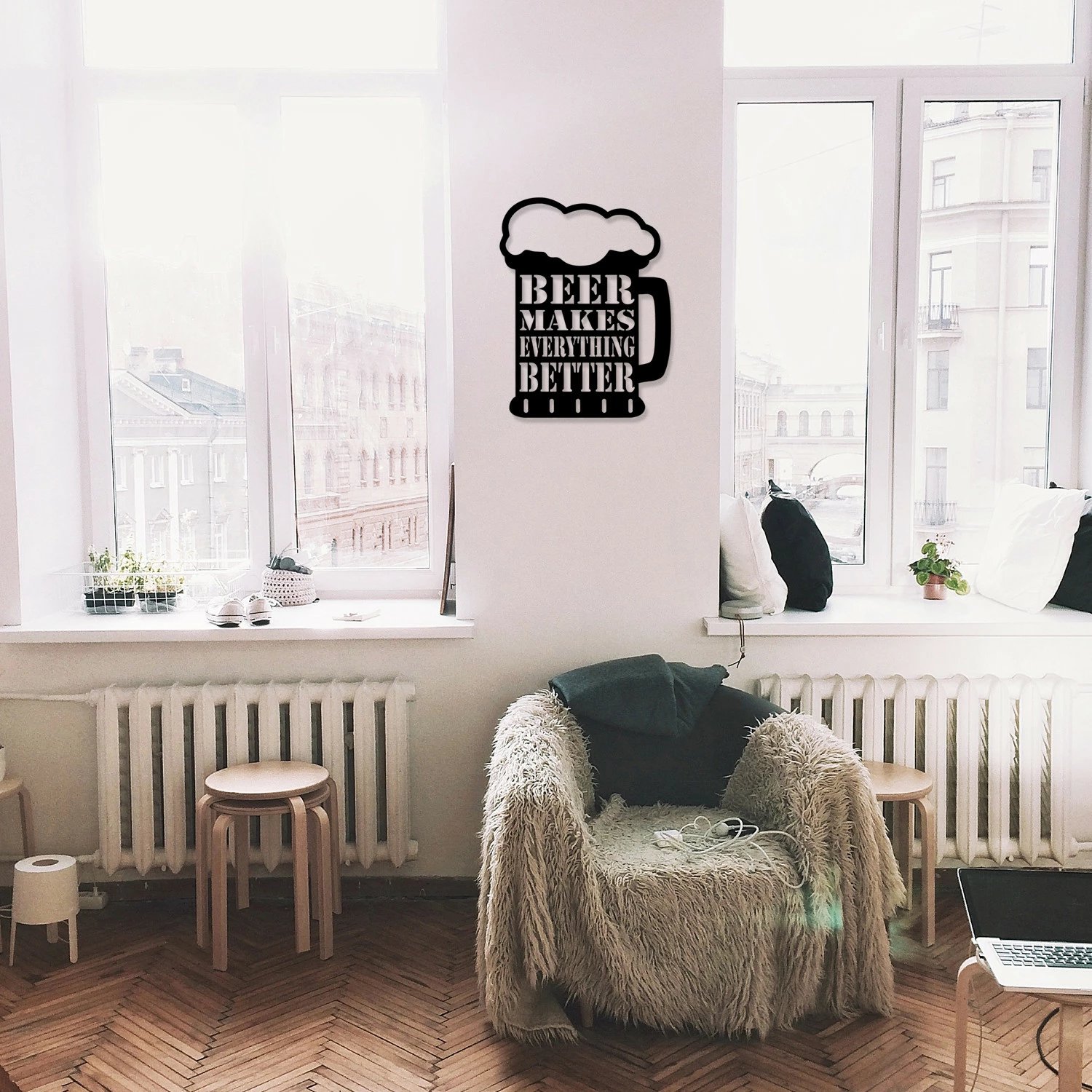 Dekor metalik për mur, Wallity, motiv birre, ngjyrë e zezë