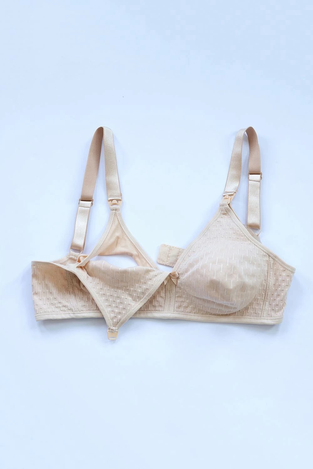 Sytjena Jumeon, nude, 1C13CSUK021.003.C00225