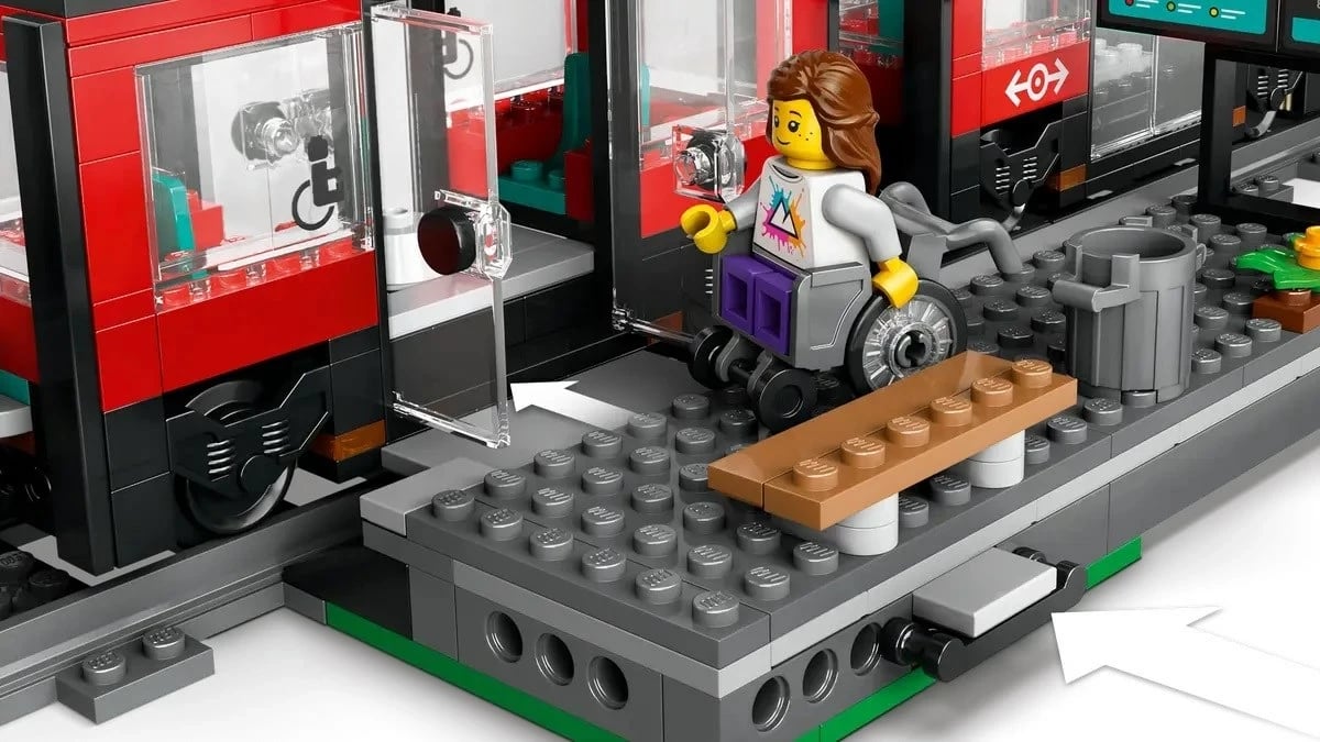 Set LEGO CITY 60423 Downtown Streetcar and Station