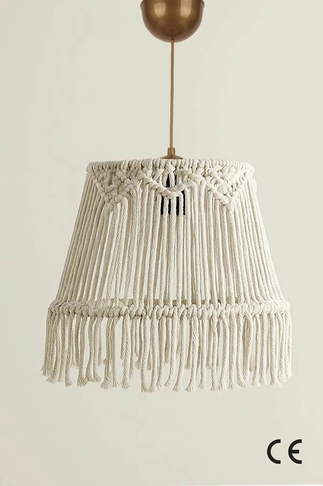 Llambë tavani Opviq, BK071, ngjyrë ecru, kapak rafie, lartësi e rregullueshme Llambë tavani Opviq, BK071, ngjyrë ecru, kapak rafie, lartësi e rregullueshme