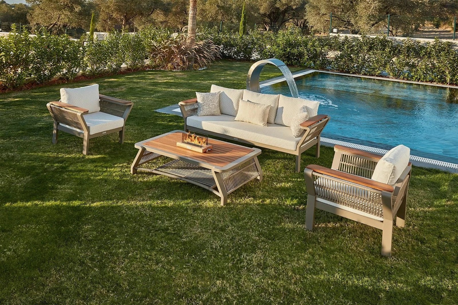 Set lounge për kopsht Skye Decor, Vicenza, ngjyrë kapuçino