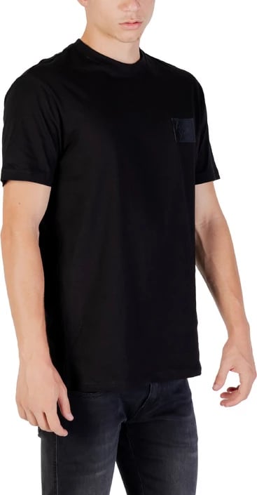 Maicë Armani Exchange për meshkuj, e zezë