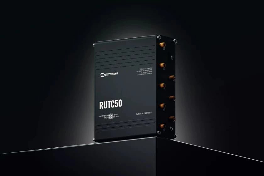 Kasë ruter Teltonika RUTC50, 5G, Wi-Fi 6, Gigabit Ethernet, e zezë