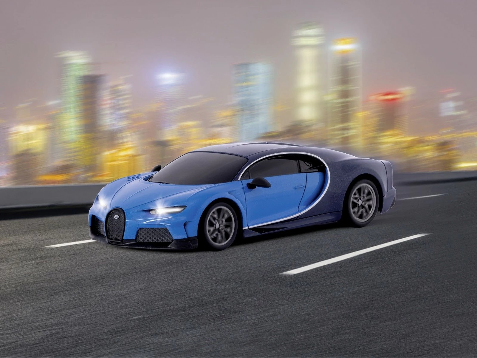 Makine lodër me telekomandë Revell RC Bugatti Chiron 1:24, e zezë/blu