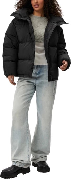 Jakne për femra Calvin Klein Jeans, e zezë