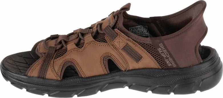 Atlete Skechers lifestyle, kafe