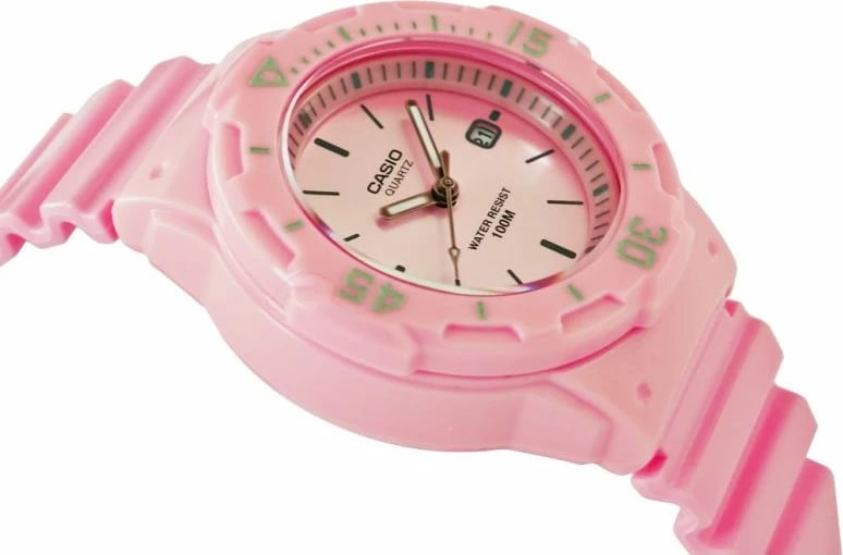 Orë dore Casio për femra, rozë
