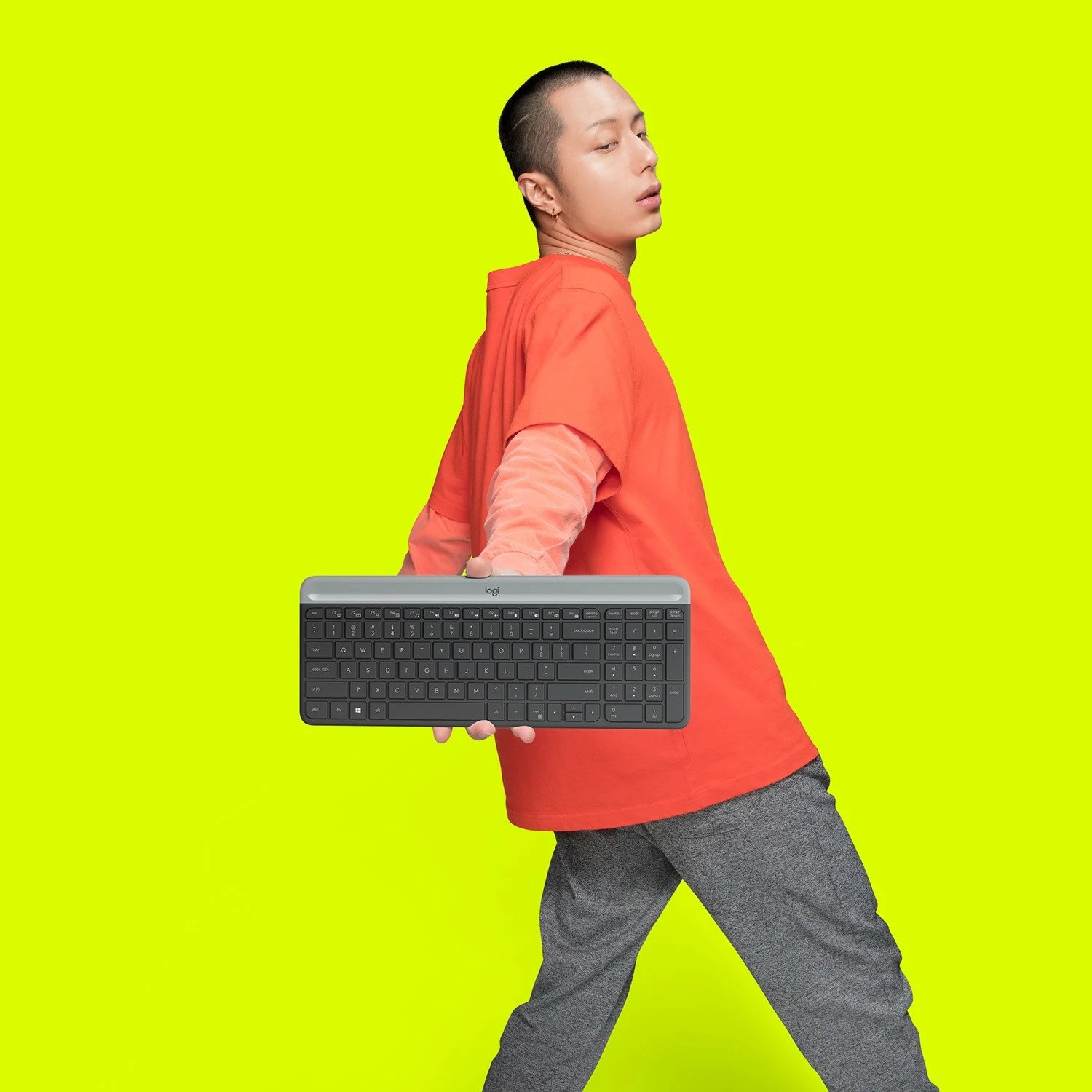 Set tastierë dhe maus wireless Logitech Slim, i zi Set tastierë dhe maus wireless Logitech Slim, i zi