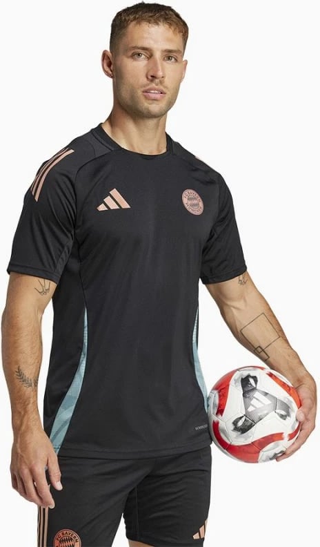 Maicë për meshkuj adidas, e zezë
