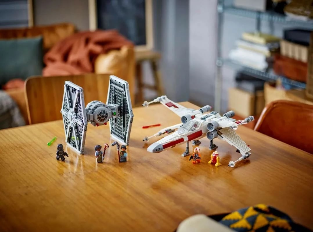 Set LEGO Star Wars 75393 Hybrid TIE Fighter dhe X-Wing, 1063 pjesë, ekstra i madh
