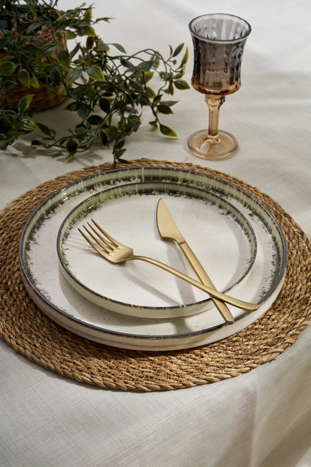 Set enësh për drekë (24 copë), Hermia Concept, Roundy, ngjyrë kafe