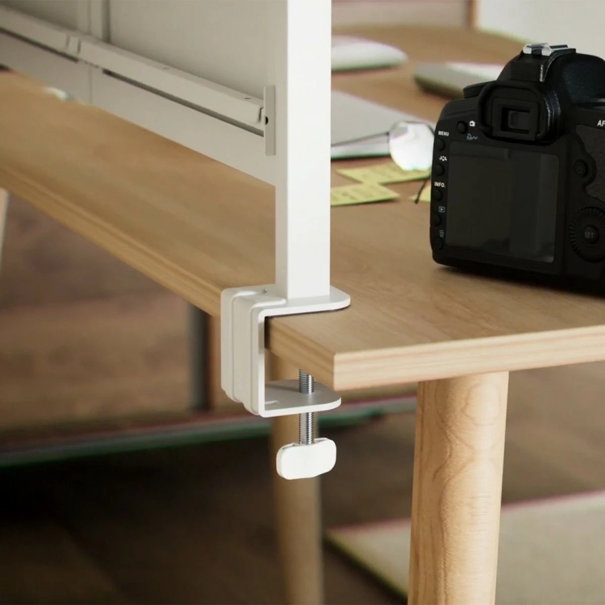 Ndarës tavoline Ergo Office ER-301W me tabelë magnetike dhe perforuar, i bardhë Ndarës tavoline Ergo Office ER-301W me tabelë magnetike dhe perforuar, i bardhë