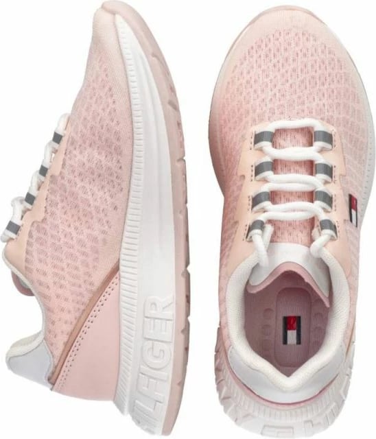 Atlete për femra Tommy Hilfiger, të ngjyrosura rozë