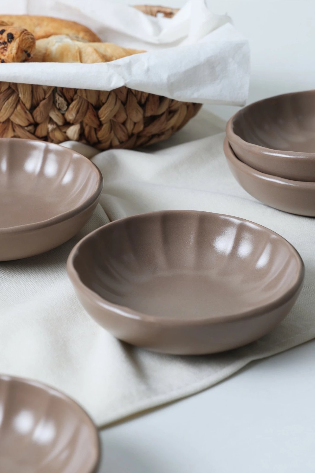 Set pjatash të vogla për meze (6 copë), ngjyrë mink, Hermia Concept, X00019043