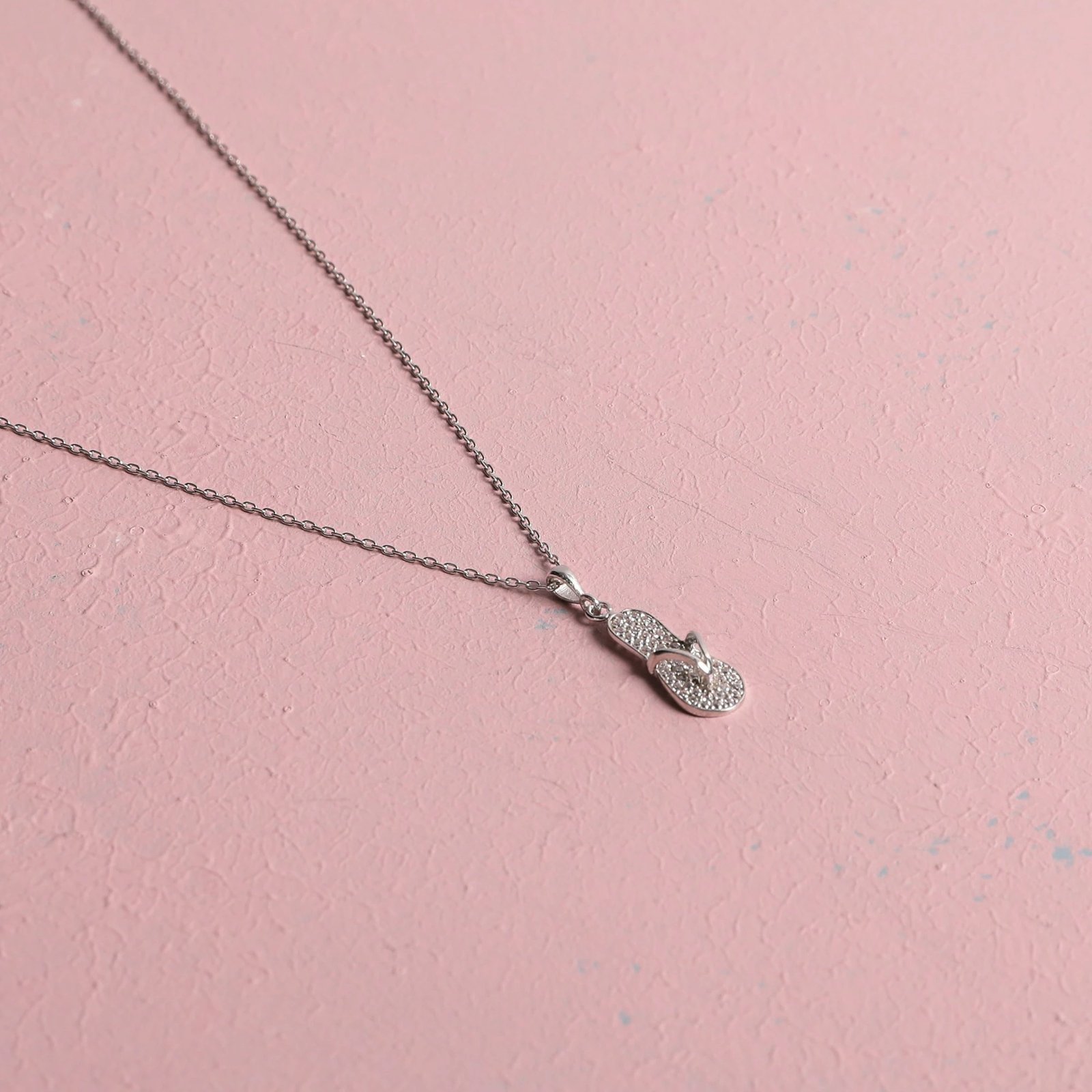 Varëse argjendi, Jumeon, 11202ROD