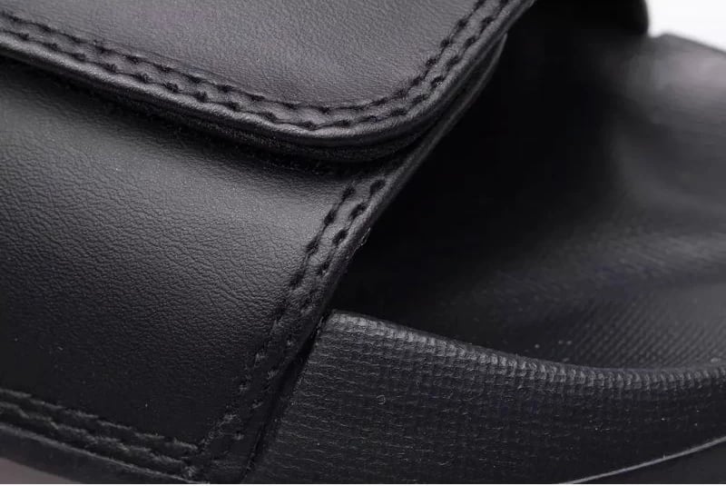 Shapka për vajza 4F, të zeza