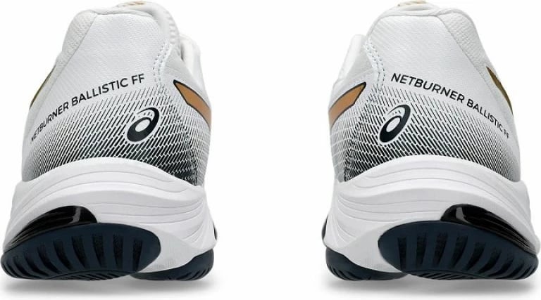 Atlete për femra Asics, të bardha dhe të arta