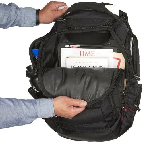 Shpinore OGIO GAMBIT BLACK, 33L, për laptop 15.6", e zezë