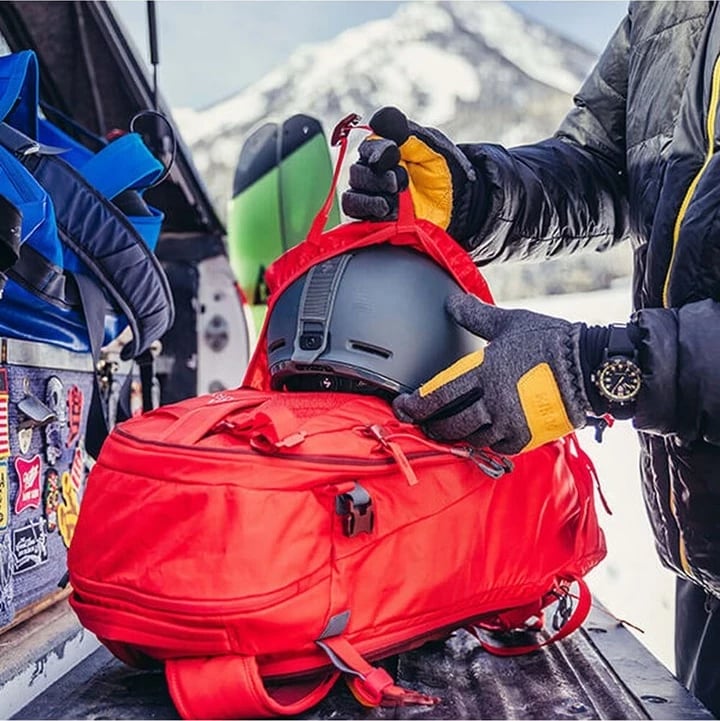 Çantë shpine Gregory Targhee 26 për skydiving, Lava Red