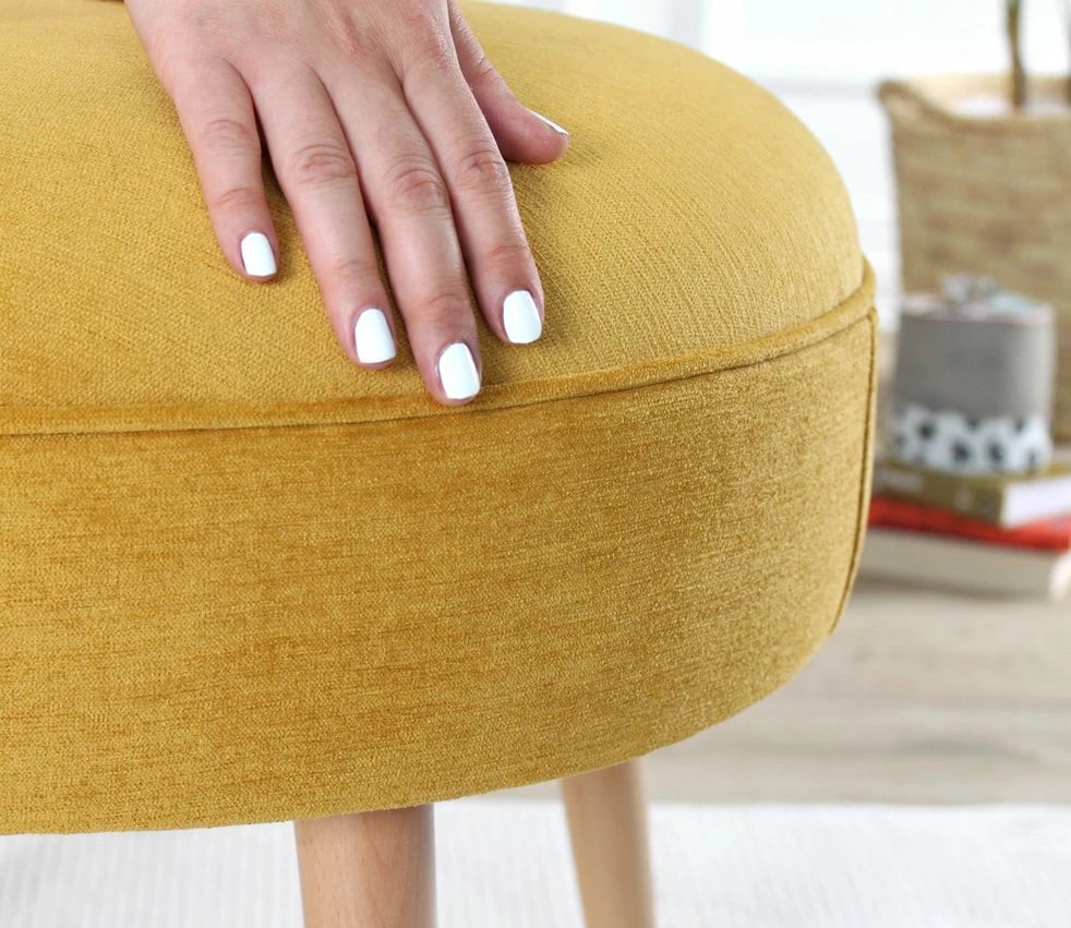 Puf Romley, ngjyrë e verdhë