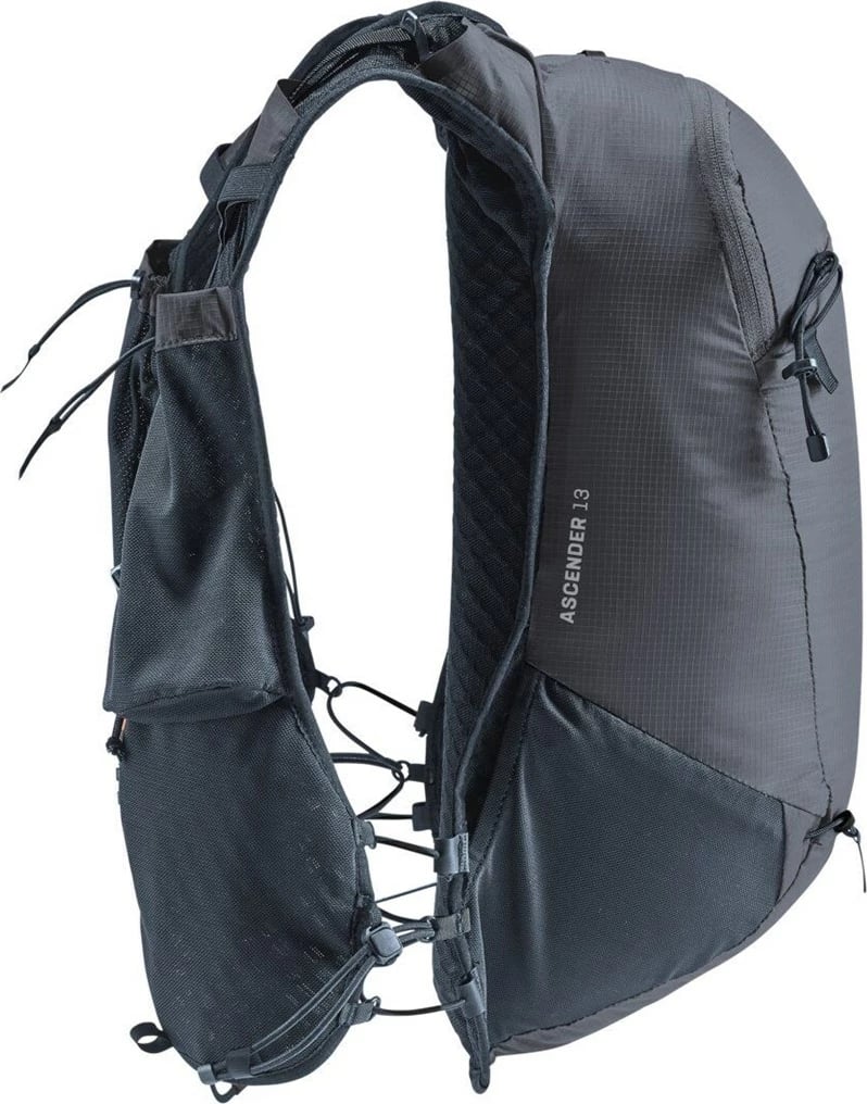 Çantë shpine Deuter Ascender 13, e zezë Çantë shpine Deuter Ascender 13, e zezë