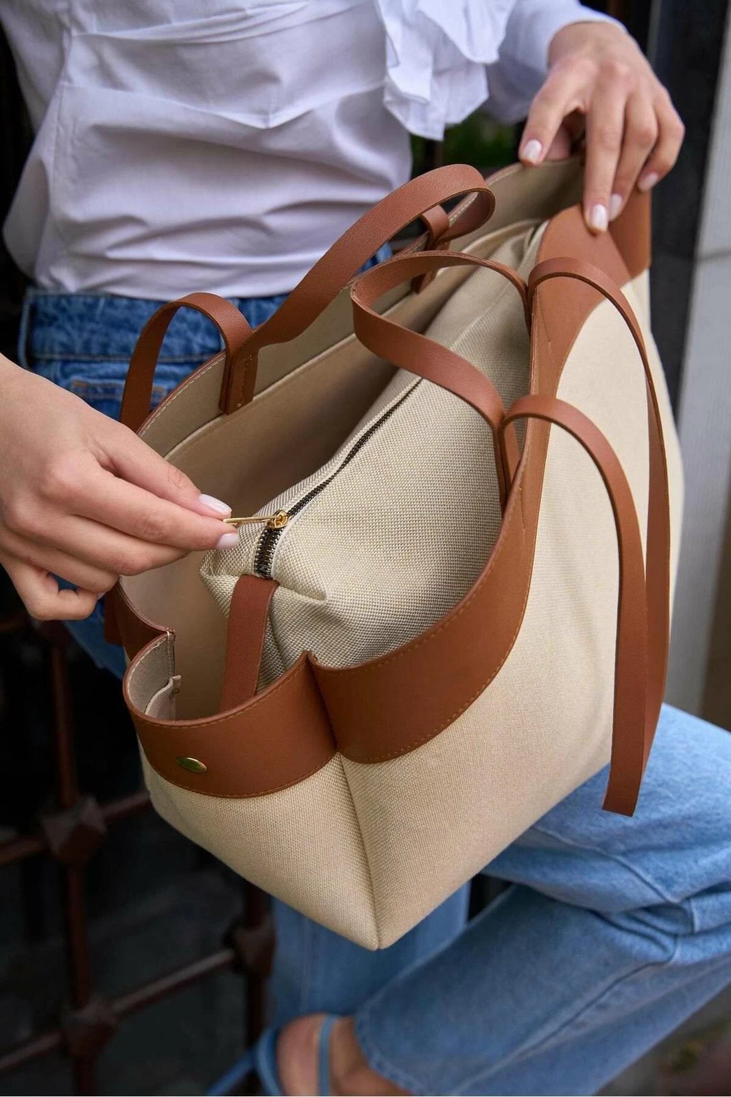 Çantë supi Zoozie, ngjyrë tan, MK1020024S27-0001