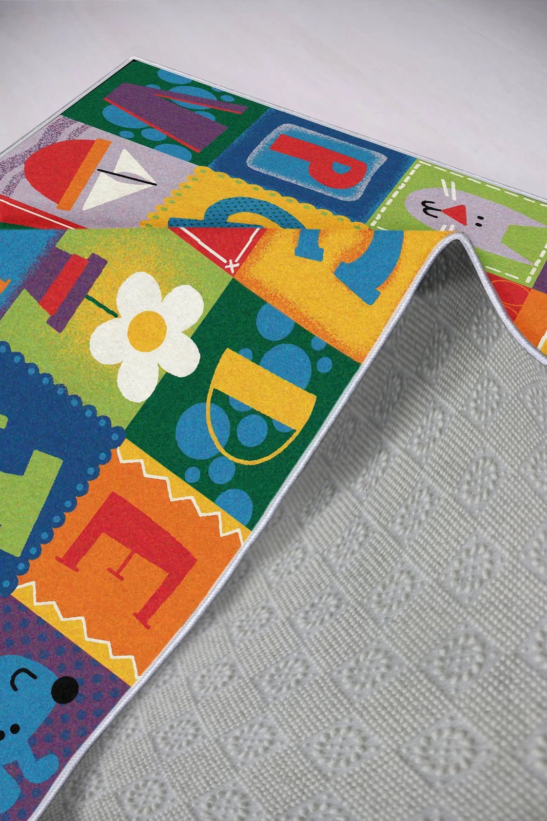 Qilim shumëngjyrësh për fëmijë, alfabet, Conceptum Hypnose, WOOKECE113, 50x80cm