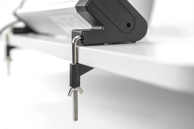 Prizë zgjatuese Digitus DA-70614, 4 dalje Schuko, 2x USB, alumini/zezë, 1.5m