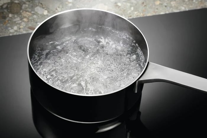 Pllakë induksioni Electrolux LIL61434C, 59 cm, 4 zona, e zezë, për ndërtim të brendshëm